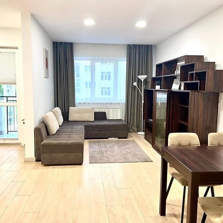 Osapart Comfortable Apartment In A Complex Great Britain Львов Экстерьер фото
