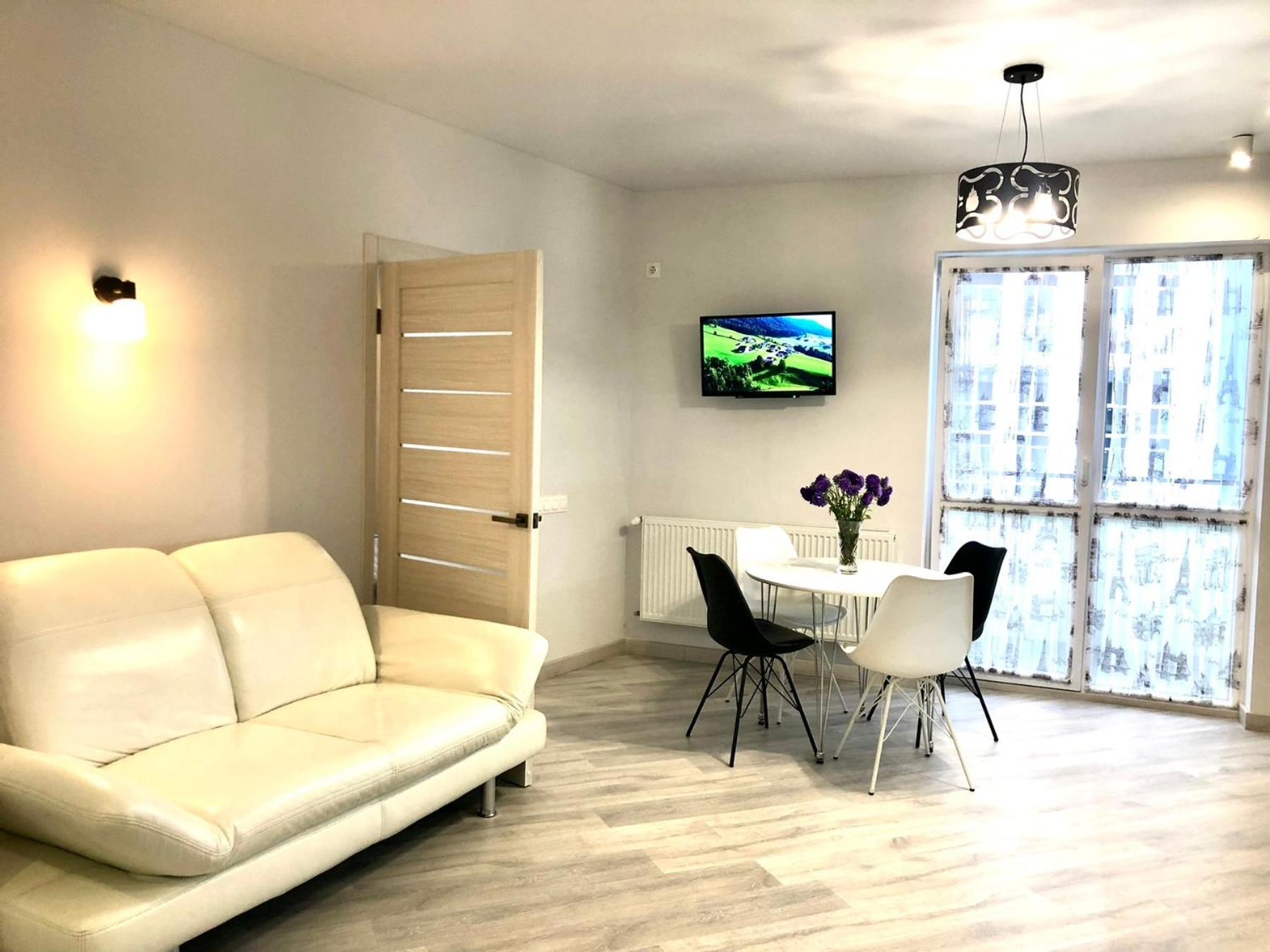 Osapart Comfortable Apartment In A Complex Great Britain Львов Экстерьер фото